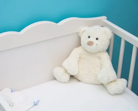 Marseille : une balle perdue vient se loger dans la peluche d'une...