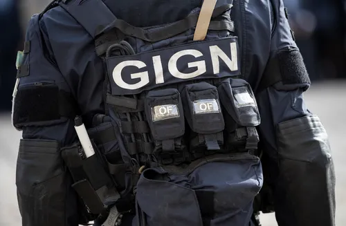 Puy-de-Dôme : un forcené tue trois gendarmes, un quatrième blessé,...