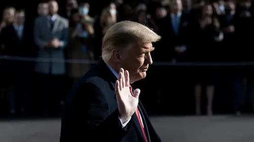 Après Twitter et Facebook, YouTube suspend la chaîne de Trump