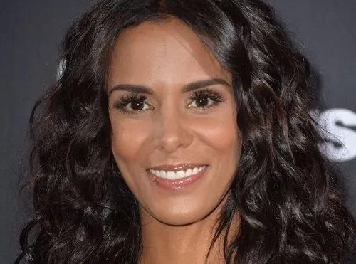 Shy'm est maman d'un petit garçon