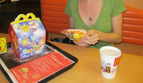 Fini les jouets en plastique chez McDonald’s !
