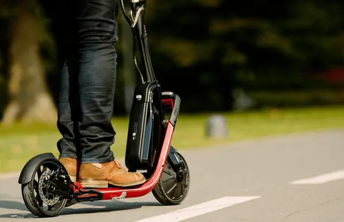 Positif au cannabis il est flashé à 57 km/h sur sa trottinette...