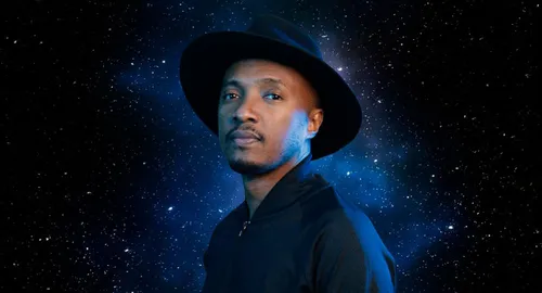 Découvrez le nouveau clip de Soprano : "Près des étoiles"