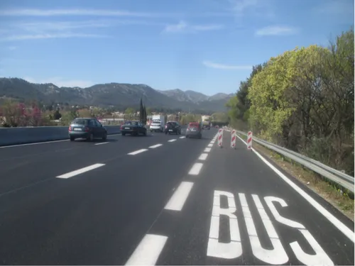 Aubagne : une voie réservée aux bus pour rejoindre Marseille