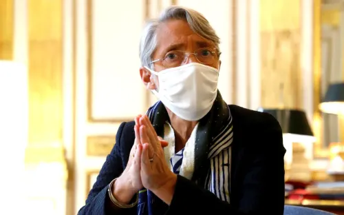 Elisabeth Borne : "Le chômage partiel prolongé tant que qu'il y...