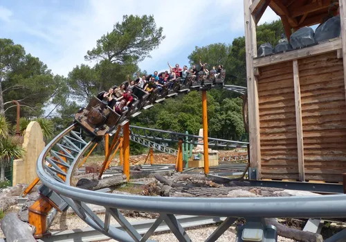 Le parc d'attractions OK Corral rouvrira le 12 juin