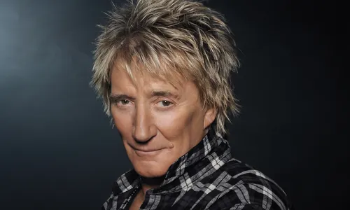 L'épouse de Rod Stewart recrutée par la police !