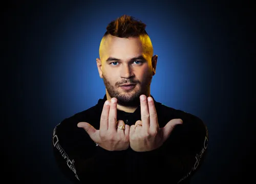 Jul aimerait composer un hymne pour les Bleus