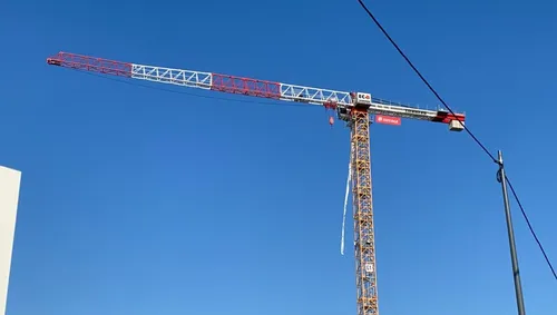 Une mère d’enfants handicapés obtient enfin un logement après être...