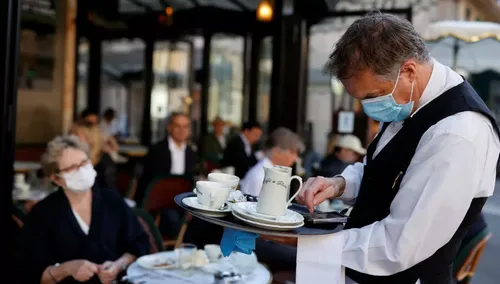 Les bars et restaurants vont demander un report du pass sanitaire...