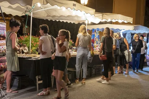 Salon-de-Provence : venez vous balader au marché nocturne