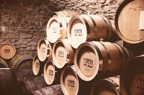 Aubagne : visitez gratuitement la distillerie Ferroni