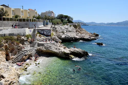 Marseille : la fondation Nicolas Hulot a ramassé les déchets à...