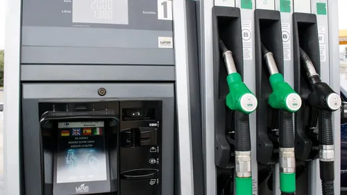 Le prix de l'essence s'envole à la pompe !
