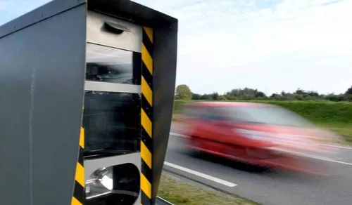À 87 ans, elle est verbalisée pour excès de vitesse en Italie alors...