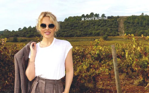 Var : la chanteuse Kylie Minogue se lance dans le rosé de Provence