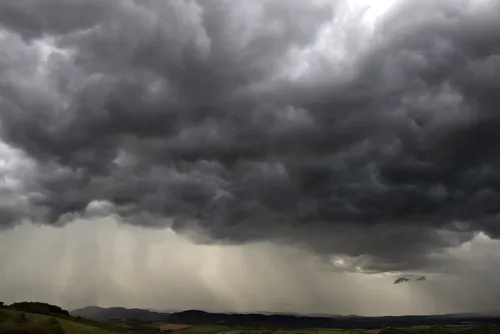Bouches-du-Rhône : vigilance jaune "orages, pluie et inondations"