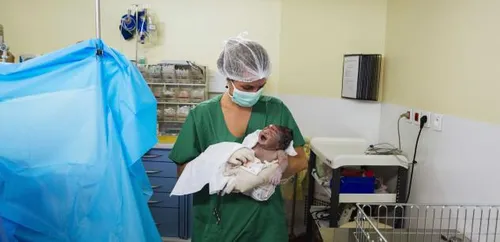Accord conclu avec le gouvernement, les sages-femmes toucheront 500...