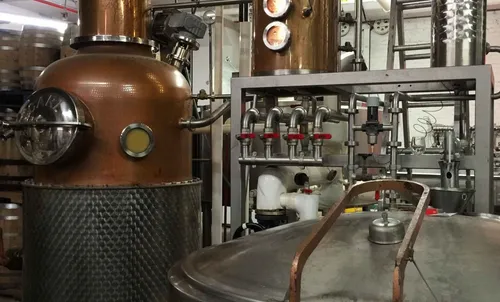 Marseille : une balade urbaine sur les traces des distilleries