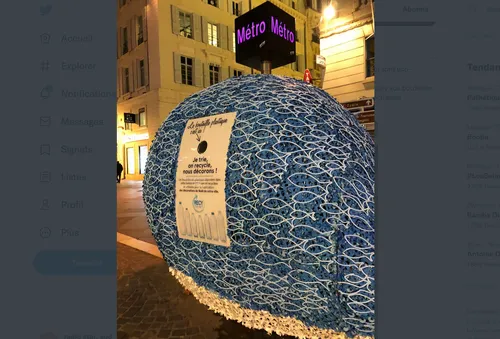 Marseille : une baleine géante pour des illuminations écolos