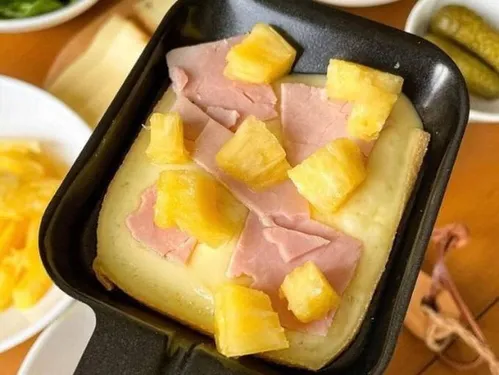 Après la pizza, la raclette à l’ananas !