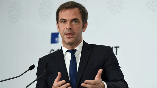 Covid-19 : Véran envisage la fin du pass vaccinal avant l'été