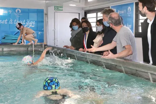 Auriol : un camion-piscine pour apprendre à nager