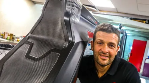 Salon-de-Provence : la présentation de la voiture de Franky Zapata...