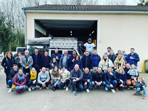 Sarrians : il va faire le tour du monde en 4x4 pour aider les...