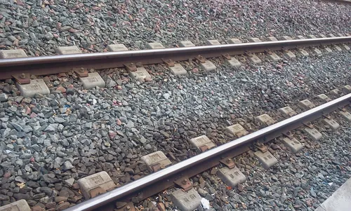 TGV Lyon-Bordeaux via l'Ile-de-France : le Massif Central se sent...