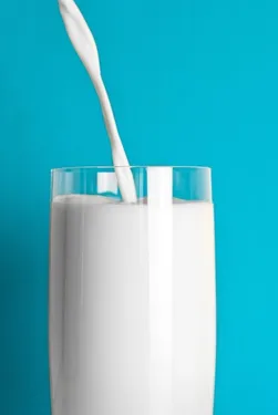 Le bras de fer entre agriculteurs et Lactalis se durcit