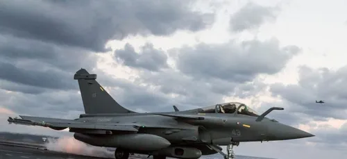 Le vol Barcelone-New York ne répond plus, un Rafale obligé...