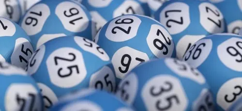 Une famille gagne 13 millions d’euros au Loto en se trompant de...