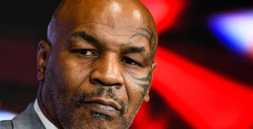 Mike Tyson prépare son retour avec « la même puissance que des gars...