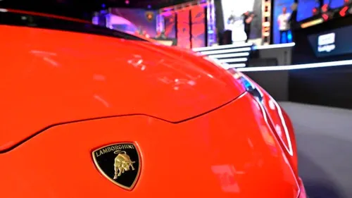 A 5 ans, il prend le volant pour aller s’acheter une lamborghini