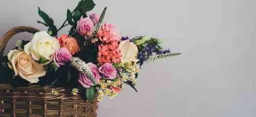 Les fleurs locales en pôle position pour remplacer les roses dans...