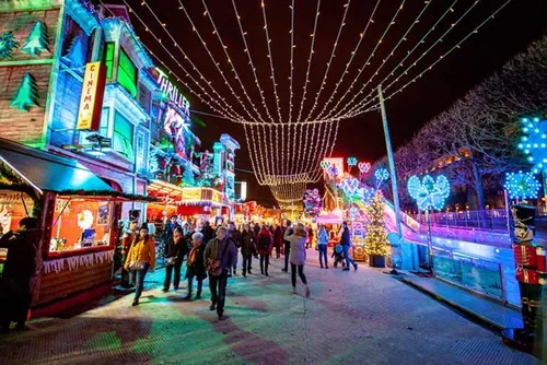 Coronavirus : Le marché de Noël des Tuileries annulé cette année à...