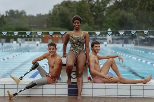 La vice-championne olympique guyanaise Malia Metella se lance le...