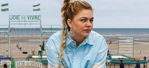 Louane partage de rares images avec son compagnon et père de son...