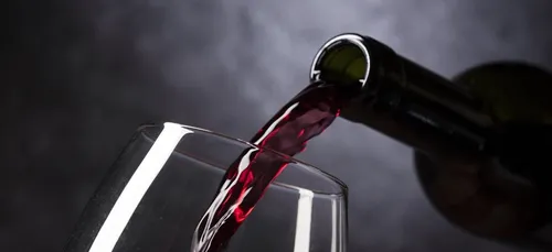 Un restaurant sert par erreur une bouteille de vin à 2000 dollars !