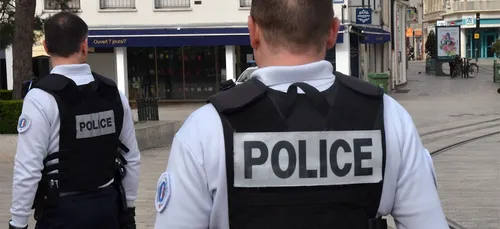 Île-de-France : des faux policiers verbalisent pour non-respect du...