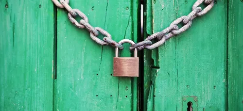 Un homme obèse bloqué chez lui porte plainte pour « non-assistance...