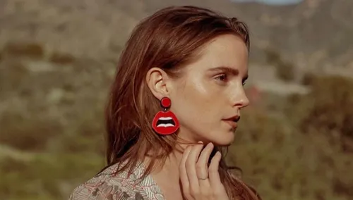 Cette étudiante, véritable sosie de l’actrice Emma Watson, fascine...