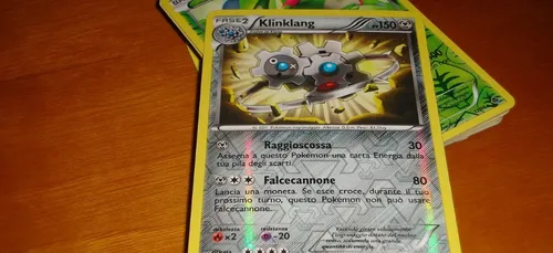 Il vend ses cartes Pokémon 80 000 dollars pour financer ses études