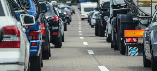 Circulation entre 2 files : gare à l’amende en Ile-de-France