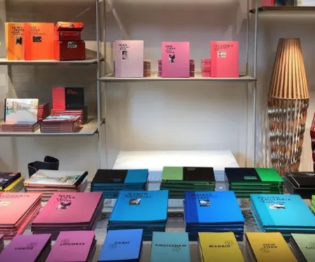 Louis Vuitton transforme une de ses boutiques en librairie éphémère