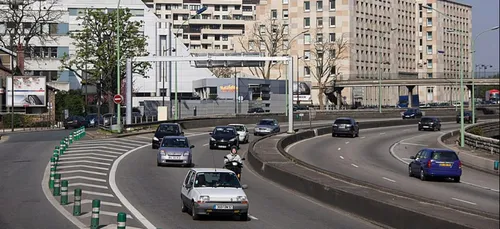 En Île-de-France, des bornes spéciales pour obtenir votre carte grise