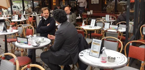 Sondage : un tiers des Français compte se rendre au restaurant...