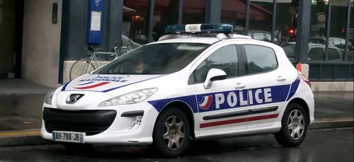Yvelines : un couple en plein ébat sexuel interpellé dans un parc