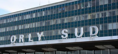 Orly : plus de 114 000 euros récoltés après la mise aux enchères...